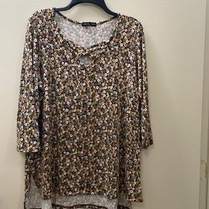 Long sleeve small flower design